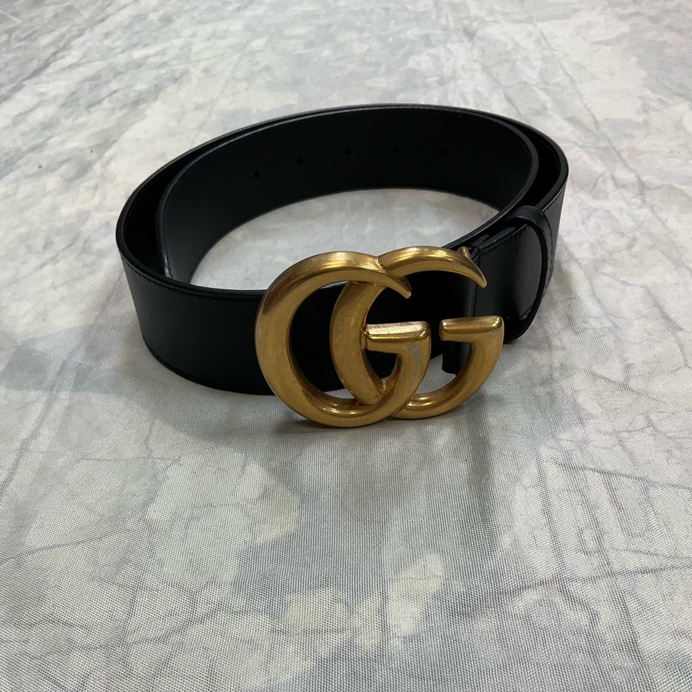 Gucci Black Leather Belt with Gold Double G Buckle